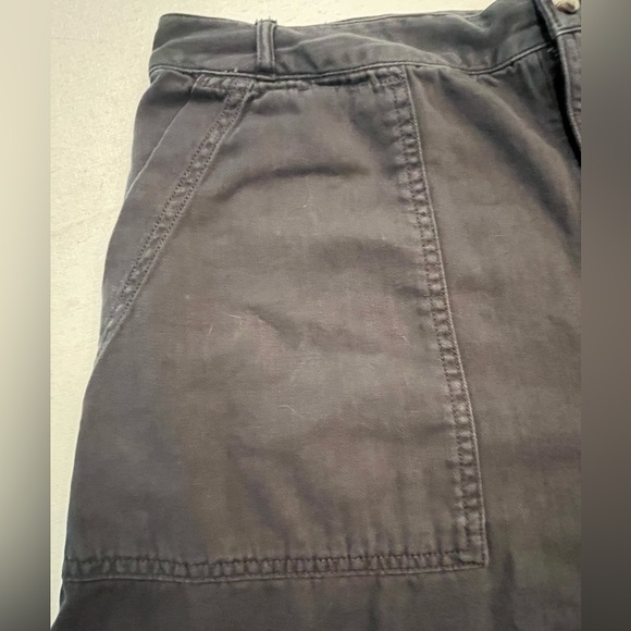 Universal Thread black chino high waisted shorts. Retro style - Picture 2 of 6